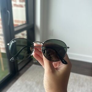 Ray-Ban Classic Silver Frame Sunglasses